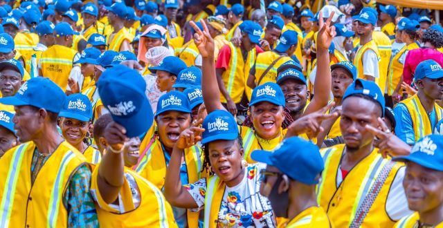 Adeleke inaugurates 10,000 youth corps in Osun