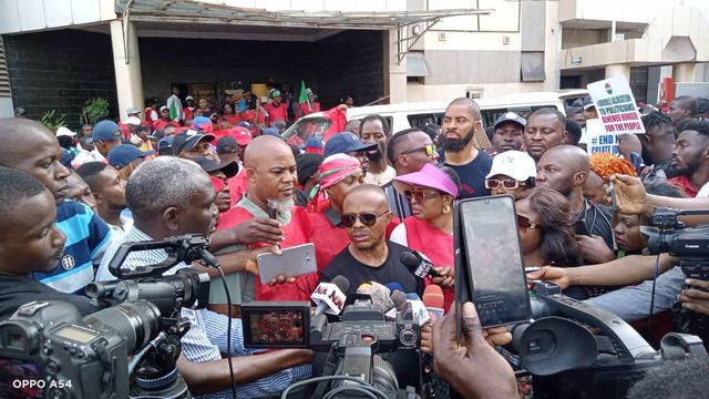 Labour rejects ‘starvation wage,’ insists on N250,000