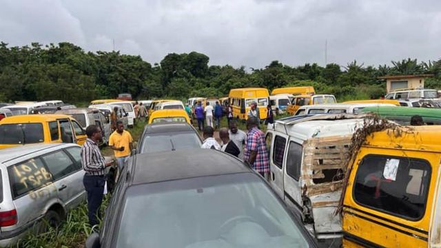Lagos cracks down on traffic offenders, impounds 22 vehicles