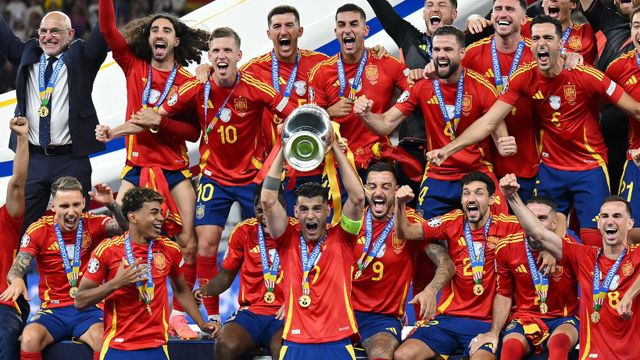 Oyazarbal late strike ensures spain win Euro 2024