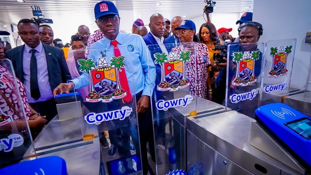 Sanwo-Olu’s inaugural trip kicks off Lagos Red Line’s commercial operations