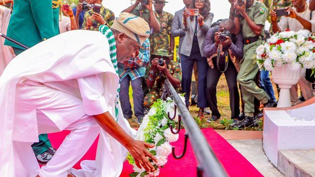 Sanwo-Olu honours fallen heroes, urges Nigerians to support their families