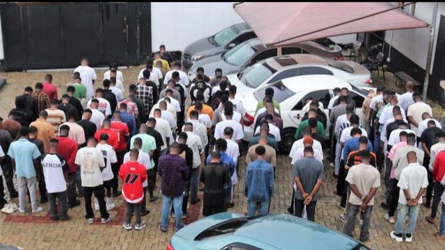 EFCC arrests 127 fraudsters at Ondo ‘yahoo party’