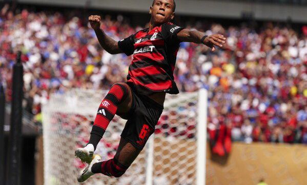 Flamengo stun Chelsea in Club World Cup 3-1
