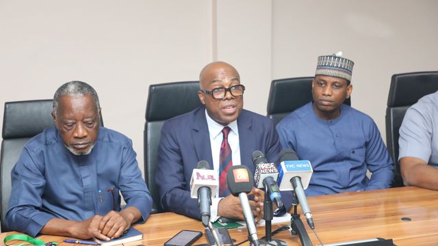 Marketers accuse Dangote of selling dirty diesel, NMDPRA of attempted monopoly