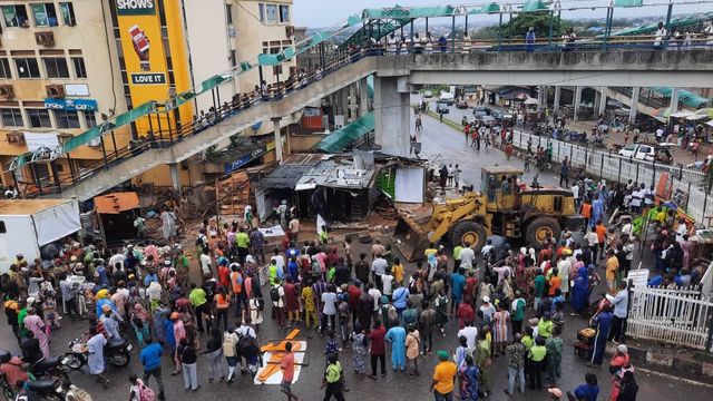 Ogun govt begins demolition of shanties