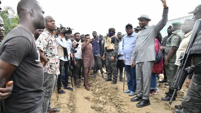 NDDC commences emergency repairs of East-West road