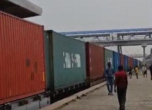 Lagos receives 17 locomotive-driven containers from Kano Dry Port