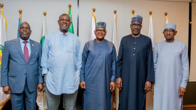 Dirty diesel allegations: FG wades in to resolve tussle between Dangote, NMDPRA