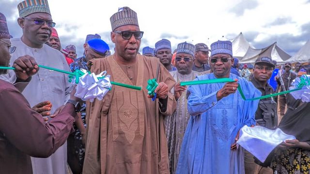 Zulum opens Nguro-Soye 500 housing estate, resettles 10 communities