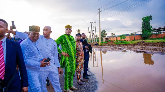 Ogun commences palliative works on failed portion of Sagamu-Ore-Benin expressway