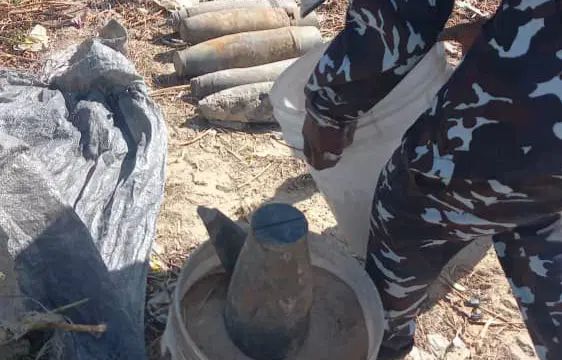 Police bomb disposal team remove IEDs in Borno