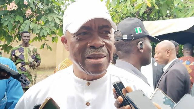 Adeleke’s Deputy, Ife PDP leaders settle political rift