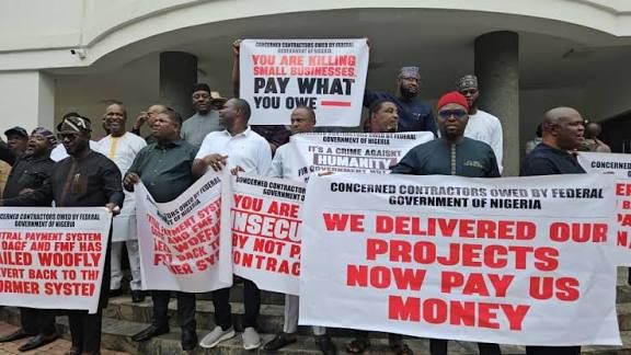 Contractors, lawyers, activists block N’ Assembly over N3trn unpaid govt contracts
