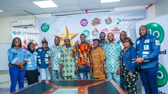 Excited Glo Jolly cash award winners laud network