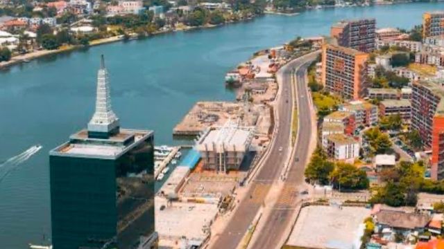 Lagos govt to begin night repairs on Ozumba Mbadiwe Road Sep 15