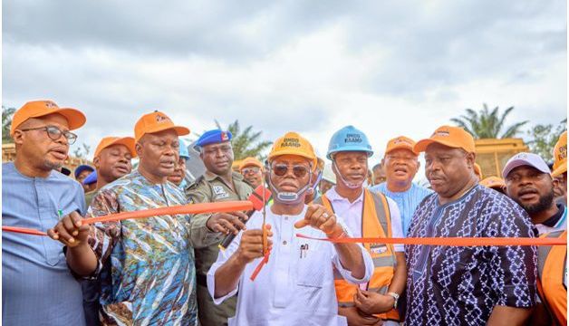 Aiyedatiwa flags off construction of 10.9km rural roads in Idanre