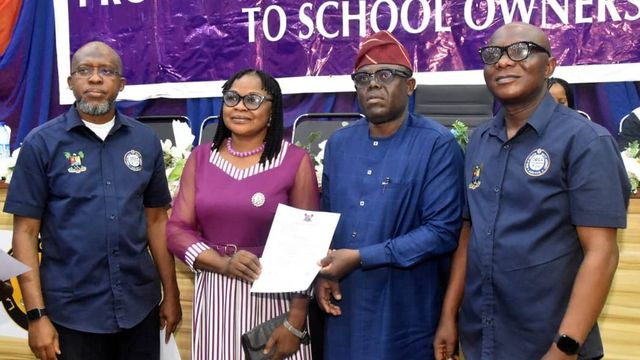 LASG presents provisional approval letters to Y2025 first-batch of school owners