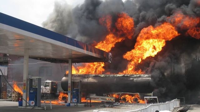Fire ravages filling station, injures two in Lagos-Ibadan explosion