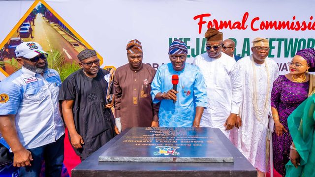 Sanwo-Olu inaugurates 5 network of roads in Ikeja GRA
