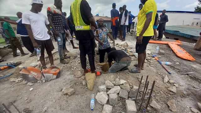 Restaurant workers, customers trapped as building collapses in Lagos