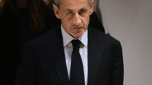 Ex -French president Sarkozy begins 5-year prison sentence