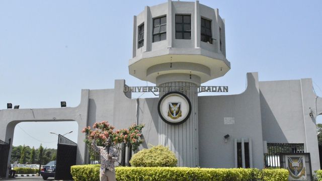 We will shut down institution UI students threaten, rejects extension of payment deadline
