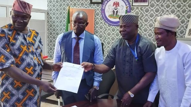 Osun Govt signs MoU with FOSCOOP, releases N300m loan