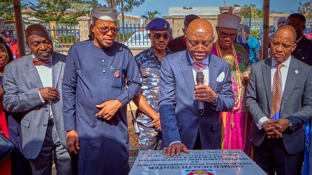 Gov Aiyedatiwa breaks ground for construction of UNIMED senate building