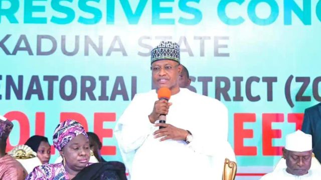 Again, Kaduna APC receives decampees from PDP