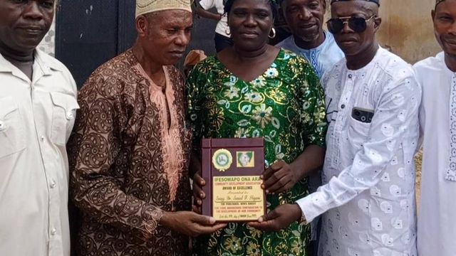 Community honours late NewsDirect publisher, Dr Samuel Ibiyemi with award of recognition