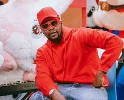 Kizz Daniel has said he’s now open to collaborating with his colleagues