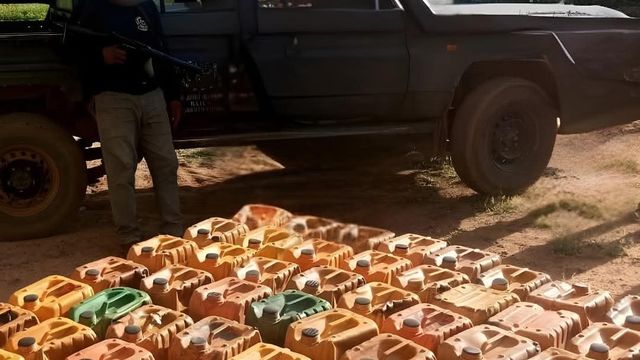 Police foil petrol smuggling, seize over 100 jerrycans of petrol on Niger Border routes