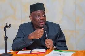 FG to bond students sponsored abroad