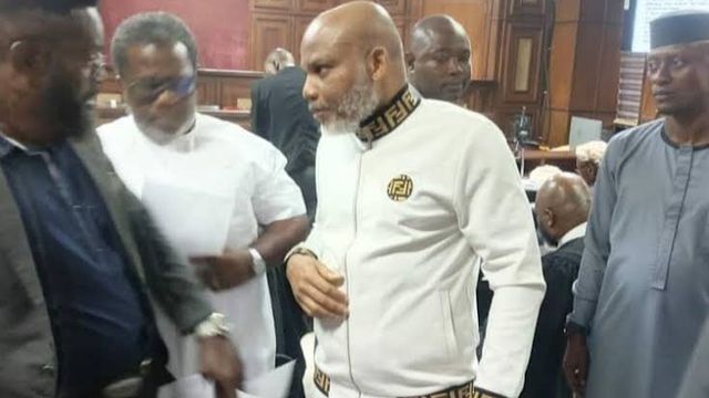 Again, Nnamdi Kanu appears in court without lawyer, set to defend self