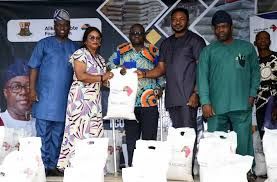 SAfER II: Oyo begins distribution of 10kg rice to 30,000 residents