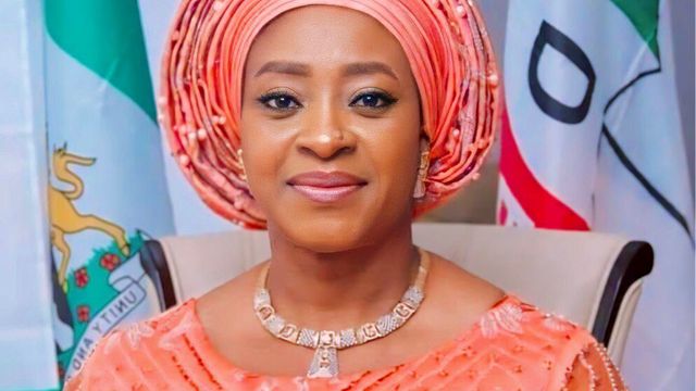 Adeleke’s wife donates N1m naira to assist vocational centre