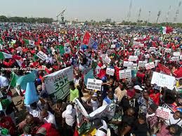 Labour Party urges negotiation over strike for new minimum wage
