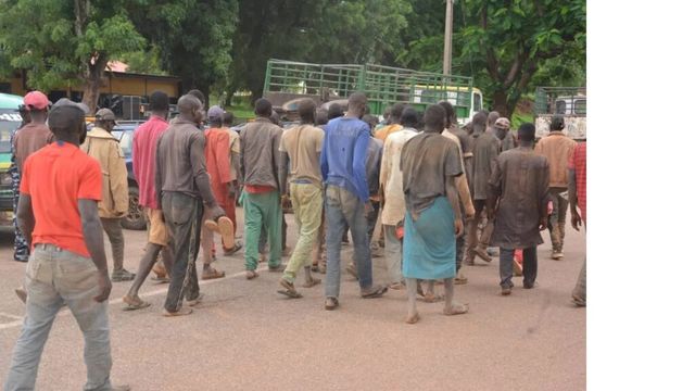 Troops nab 47 suspected rail track vandals in Kaduna