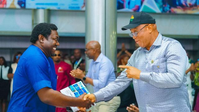 Gov Eno applauds peaceful working relationship between LG Chairmen, councillors