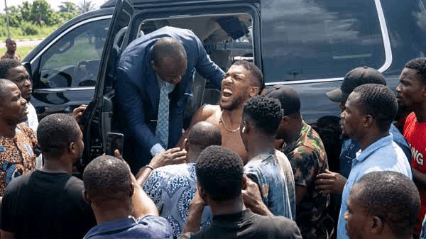 Anthony Joshua: Ogun Govt, Showunmi debunk ‘No Ambulance’ claims