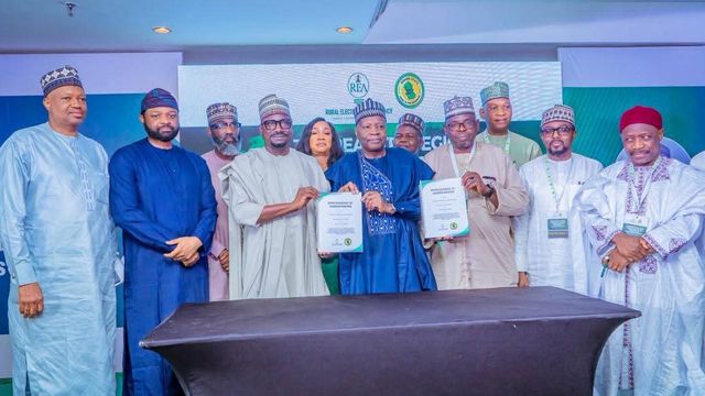Gombe, REA sign MoU to power Rural communities with solar energy
