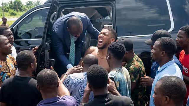 Anthony Joshua: Ogun Govt, Showunmi debunk ‘No Ambulance’ claims