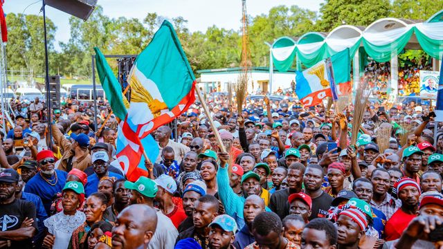 No plans to extend sales of forms-APC