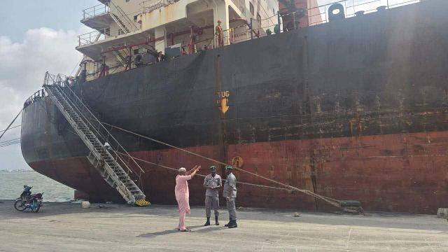 Customs, NDLEA joint operation foils cocaine smuggling at Apapa Port