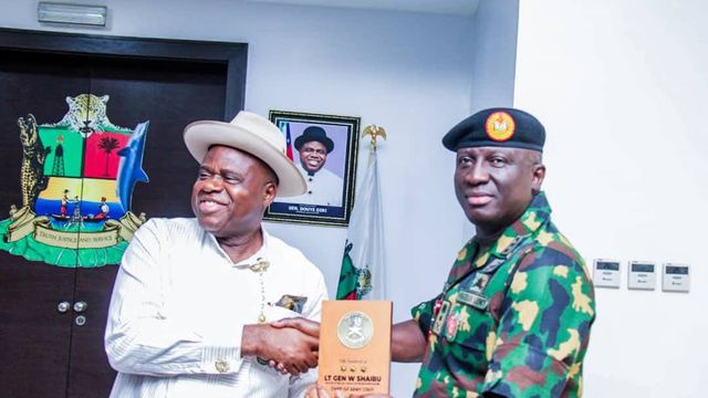 COAS commends Bayelsa gov’t over military welfare initiative