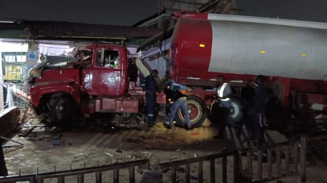 Tanker crash claims one life in Lagos