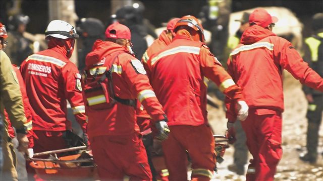 15 die in Bolivian plane crash