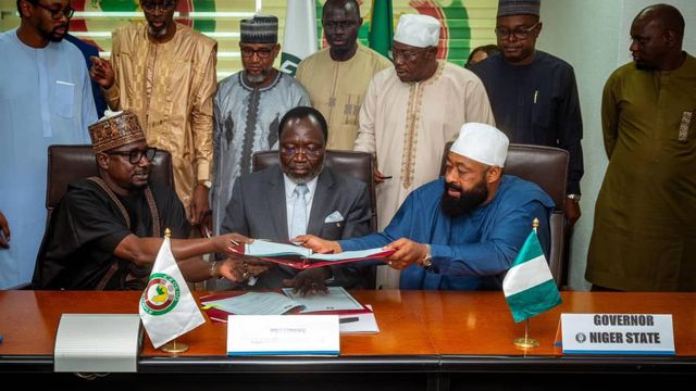 REA signs MOU with ECOWAS to electrify 15 public institutions