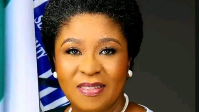 FG to suspend salaries for unverified workers in March